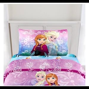 Frozen full/twin comforter and full sheet set